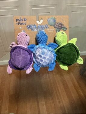 Brand New Pally Paws~ Set / 3 Little Turtle 🐢 7”   Squeaky Dog Toy with Squeaker